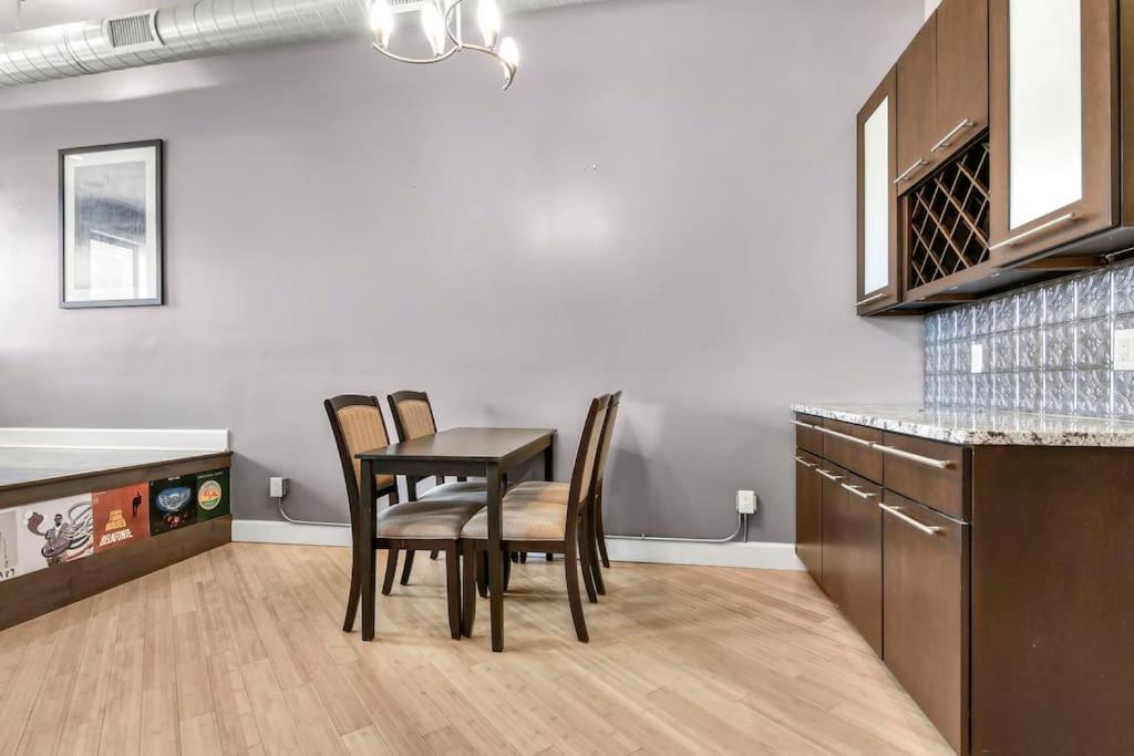 Lovely 2-Bedroom Unit In Springfriend Спрингфілд Екстер'єр фото